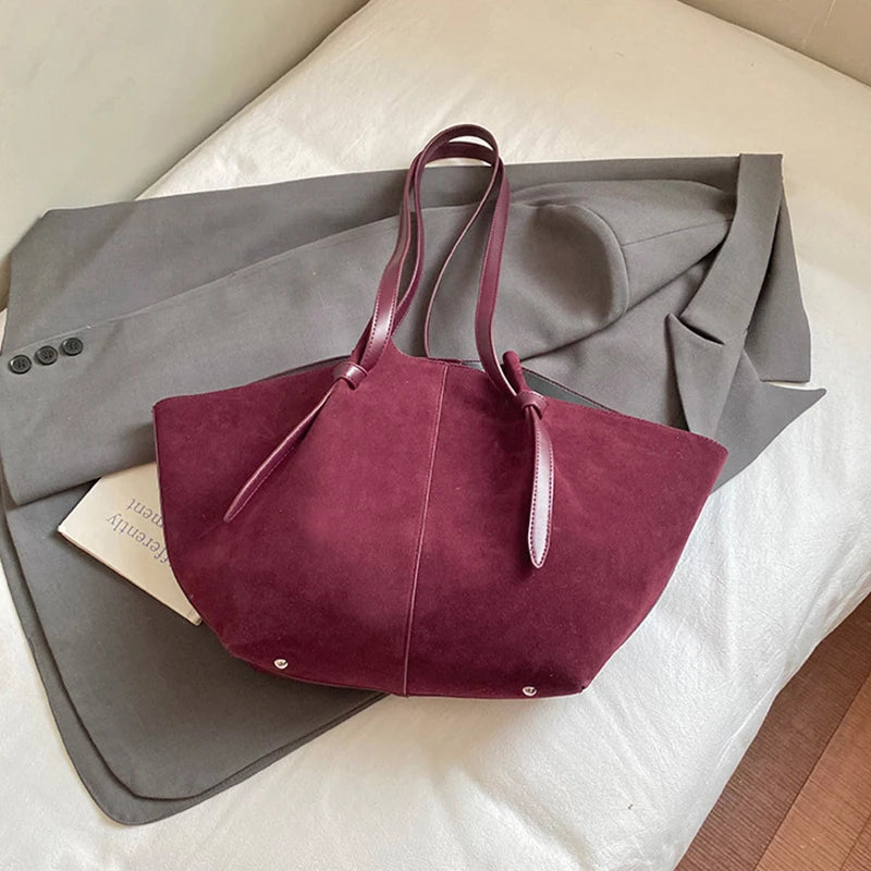 حقيبة كتف كبيرة الحجم من جلد الغزال بتصميم كلاسيكي، حقيبة أنيقة للأمهات والأطفال بتصميم جناح، حقيبة يد بسيطة وفاخرة ومتعددة الاستخدامات