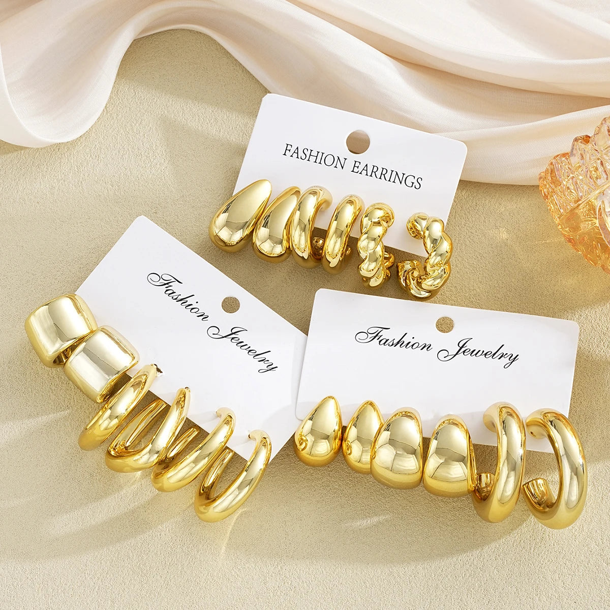 مجموعة من 18 قطعة من أقراط قطرة الماء العصرية للنساء، أقراط حلقية ملتوية بتصميم هندسي عتيق ومبالغ فيه، هدايا مجوهرات شخصية جديدة