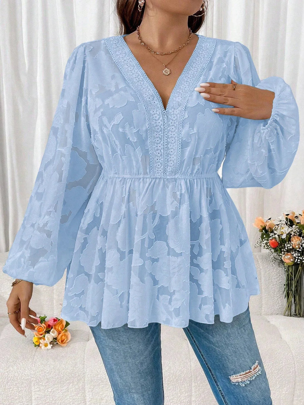 Ladies' oversized V-neck elegant embossed cutout pattern lotus leaf edge blouse lantern sleeve elegant shirt plus size V-neck lo
