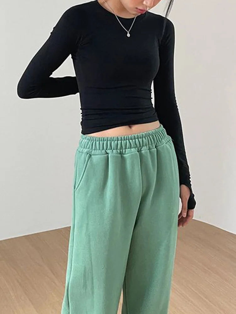 تيشيرتات نسائية كاجوال ضيقة بأكمام طويلة وياقة دائرية، مناسبة لفصلي الربيع والخريف، بألوان سادة مع فتحات للإبهام، ملابس عصرية