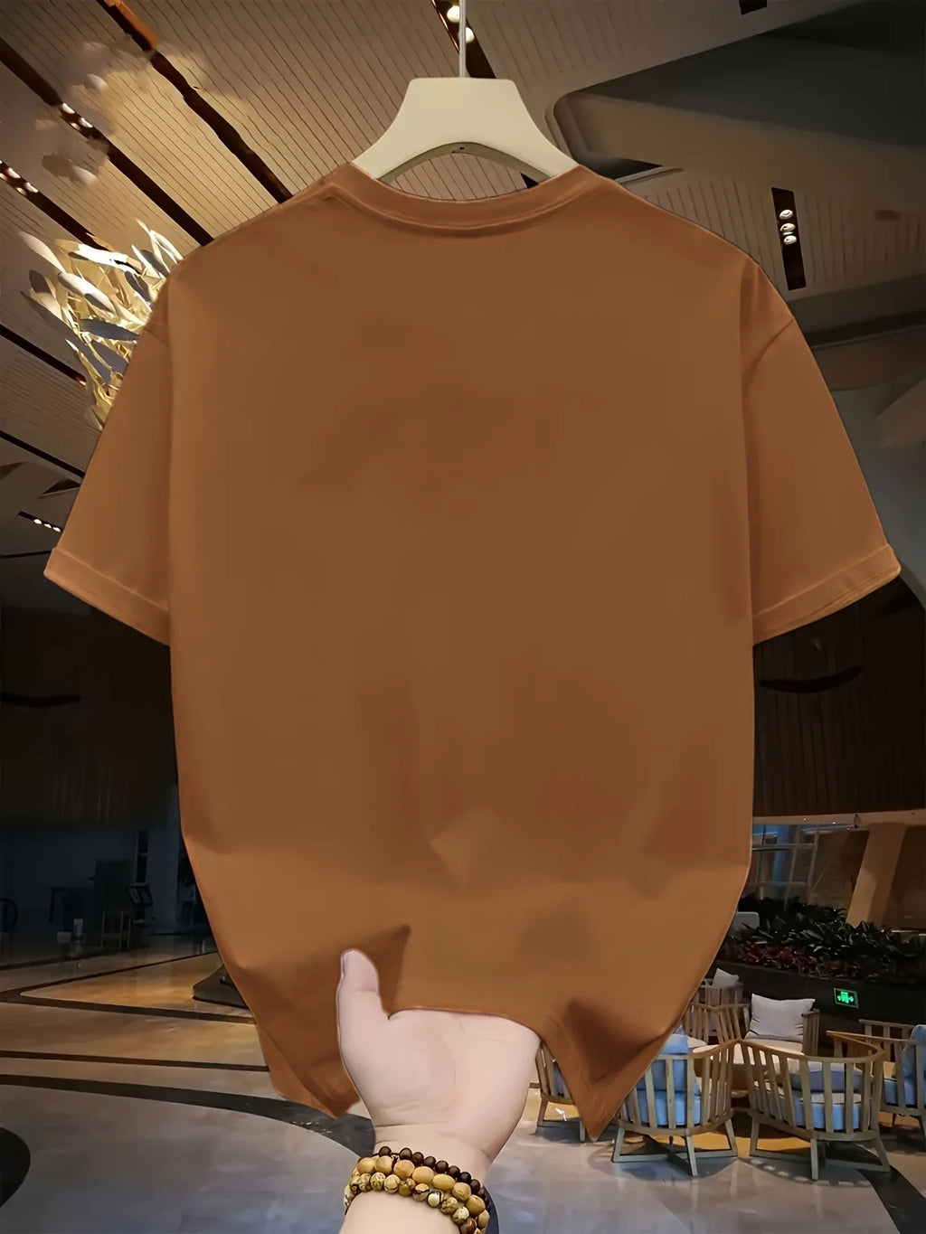 تيشيرت رجالي صيفي عصري فضفاض مطبوع عليه نقشة أشجار الغابة، مصنوع من القطن بنسبة 100%، بياقة دائرية وأكمام قصيرة.