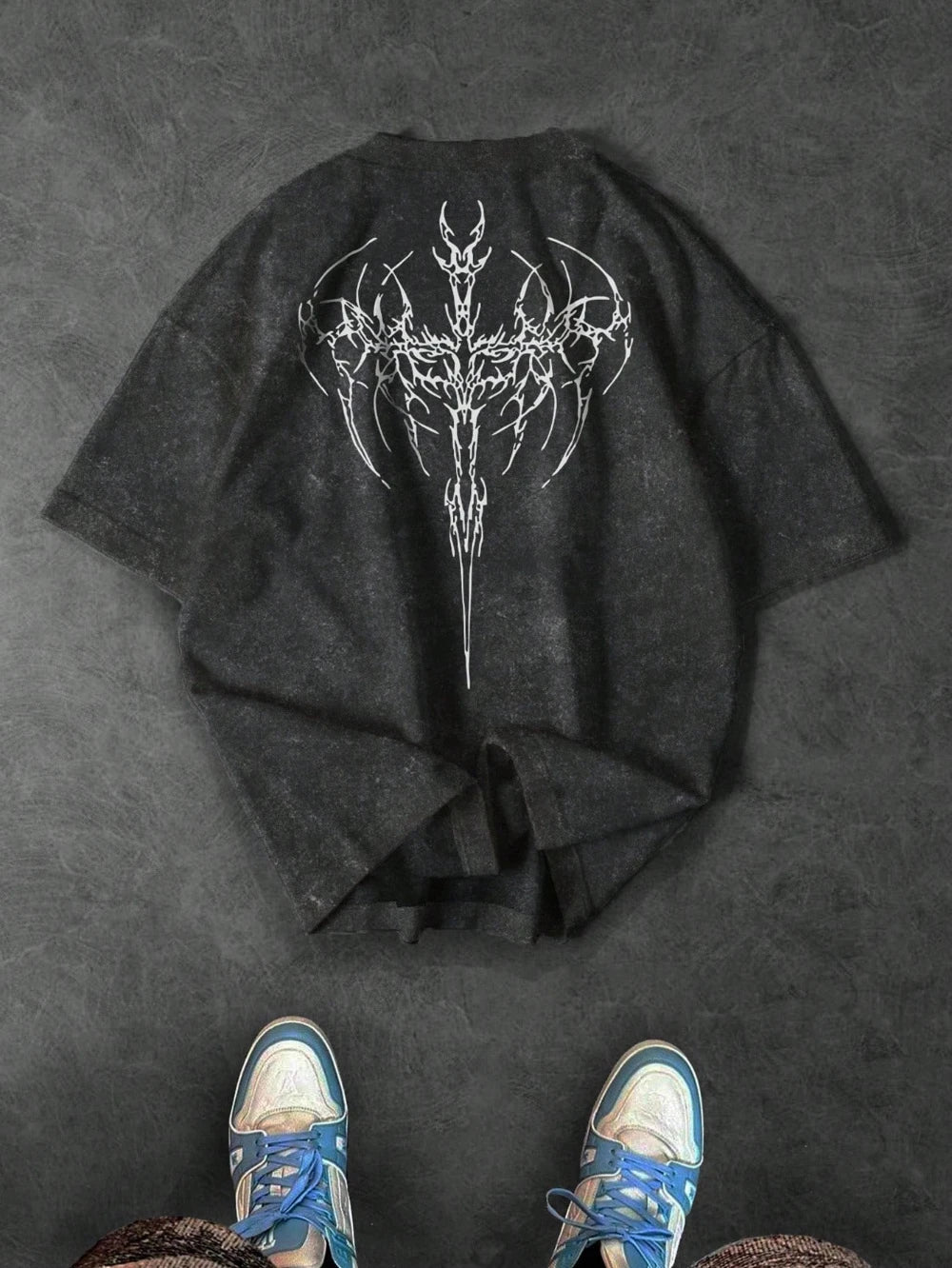 تي شيرت رجالي رياضي كاجوال بأكمام قصيرة ورقبة دائرية وطبعة قوطية، مصنوع من القطن الخالص المغسول، بتصميم باهت، مناسب للجنسين