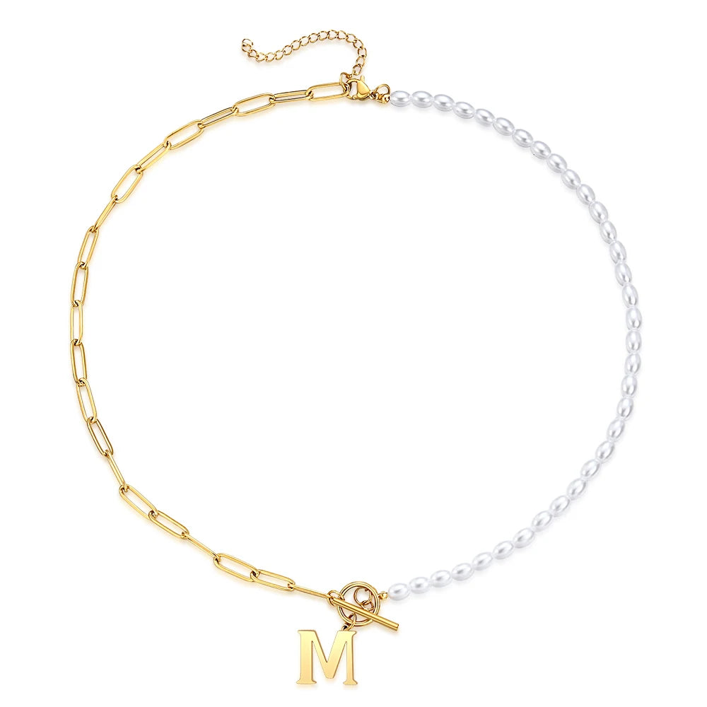 سلسلة مجوهرات جديدة من NIBA مصنوعة من الفولاذ المقاوم للصدأ باللون الذهبي والفضي على شكل حرف أبجدي مرصعة باللؤلؤ للنساء والأزياء النسائية