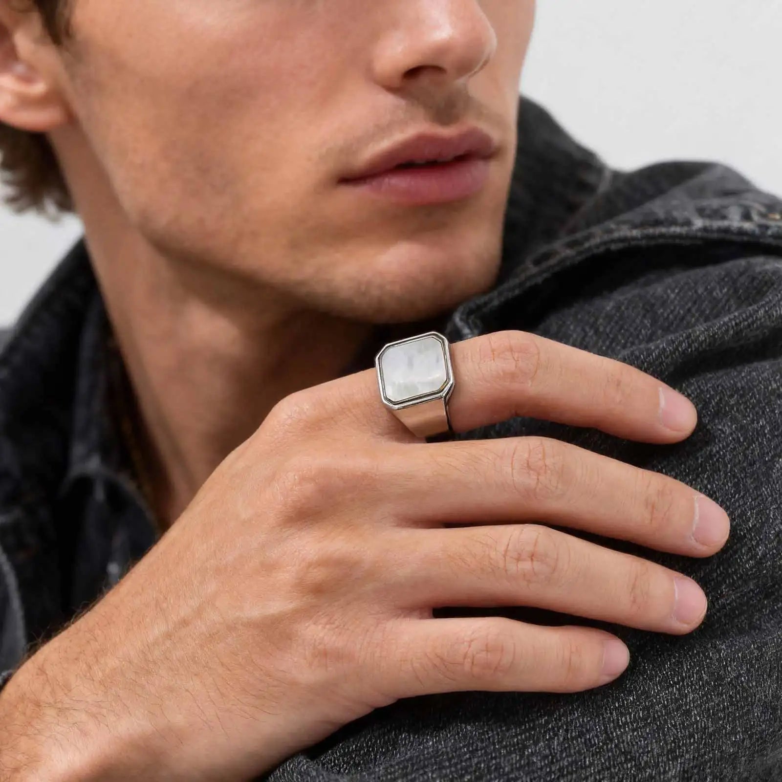 Trendy Punk Abalone Shell Stainless Steel Chunky Signet Ring for Men, Waterproof Hip Hop Party Finger Jewelry Size7 8 9 10 11 12