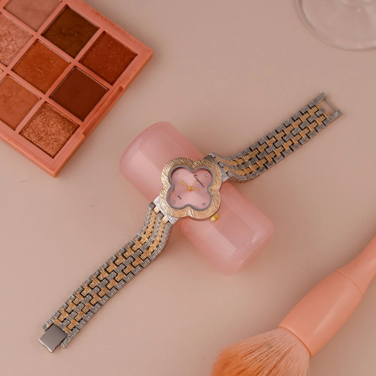 ساعة كوارتز نسائية، مينا أنيق، سوار ذهبي وفضي متناوب، تصميم عصري، إكسسوارات أنيقة، هدية مثالية