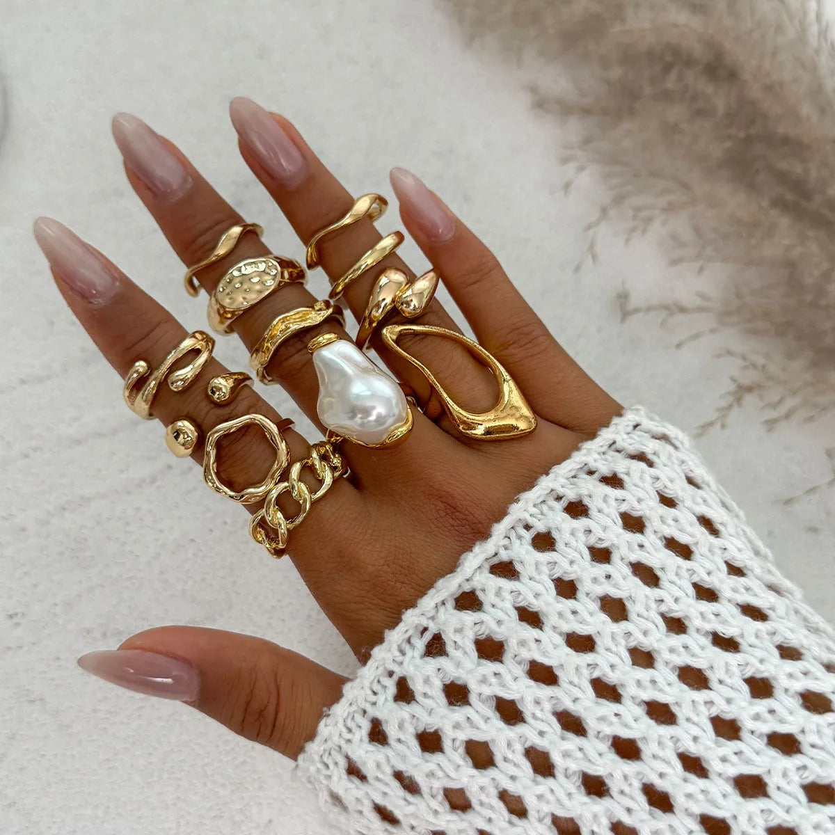 طقم خواتم مفتوحة بتصميم هندسي من اللؤلؤ الذهبي الأنيق للنساء، خاتم معدني غير منتظم قابل للتعديل، مقاوم للماء، هدية مثالية.
