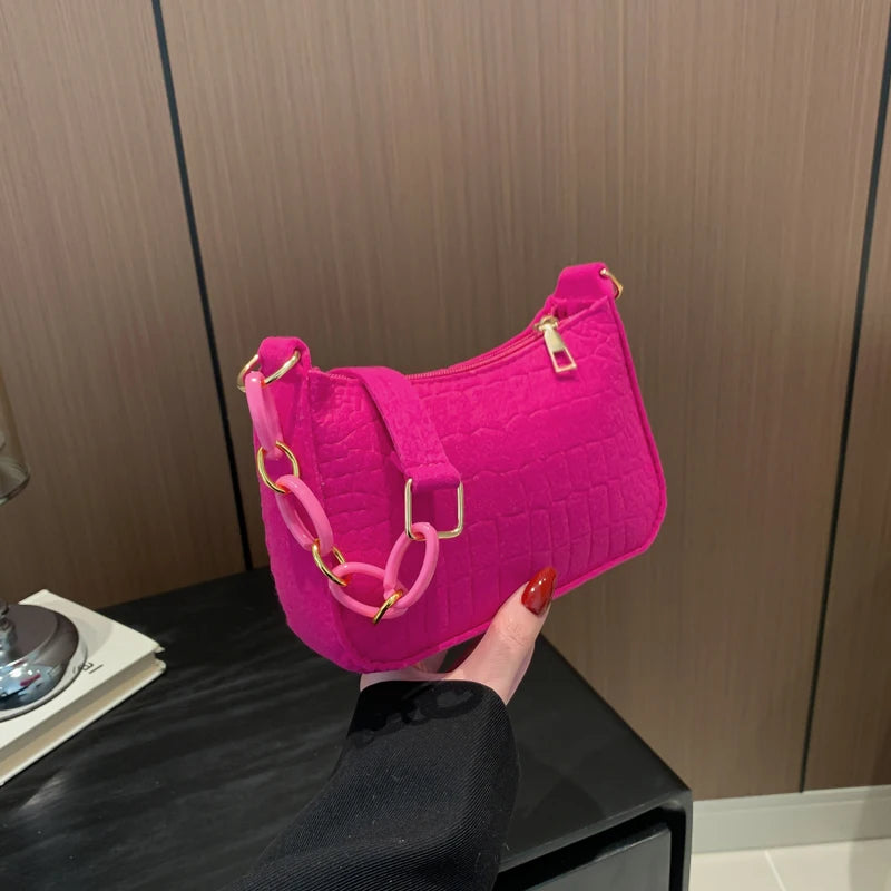 حقائب كتف من اللباد للنساء، تصميم حقيبة تحت الإبط للنساء، نسيج متطور، حقائب يد تحت الإبط، حقائب يد هلال، حقيبة سرج